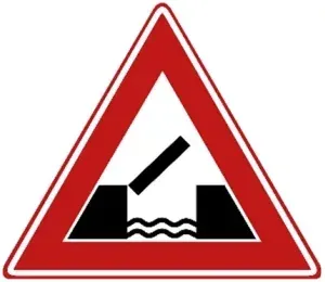 J15: Movable bridge