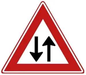 J29: Oncoming traffic