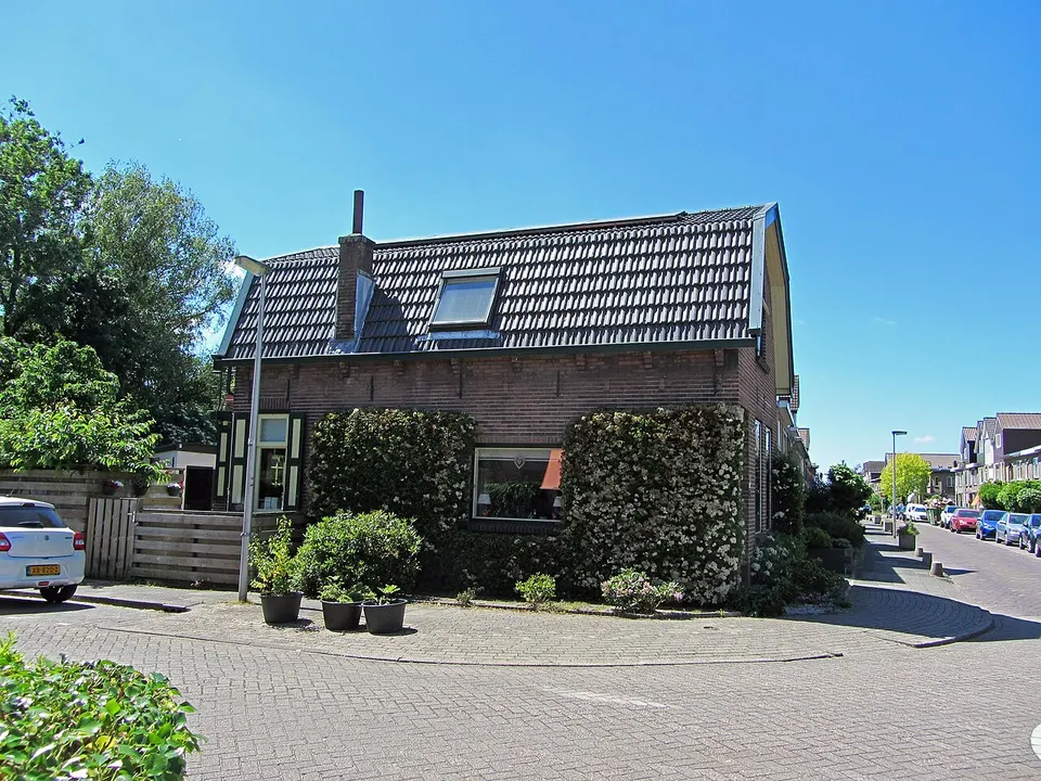 House on Burgemeester Trooststraat — area around Waddinxveen