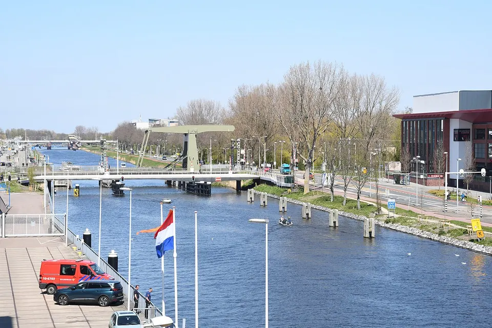Water with buildings along the banks — area around Alkmaar