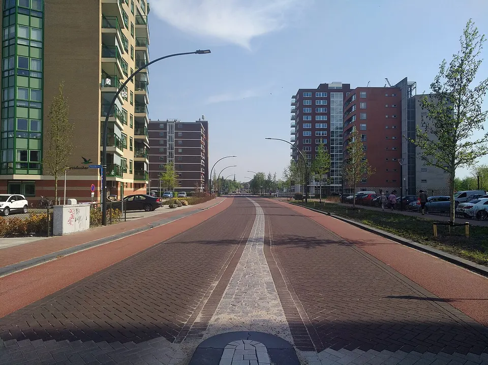 Weg met gebouwen — omgeving van Capelle aan den IJssel