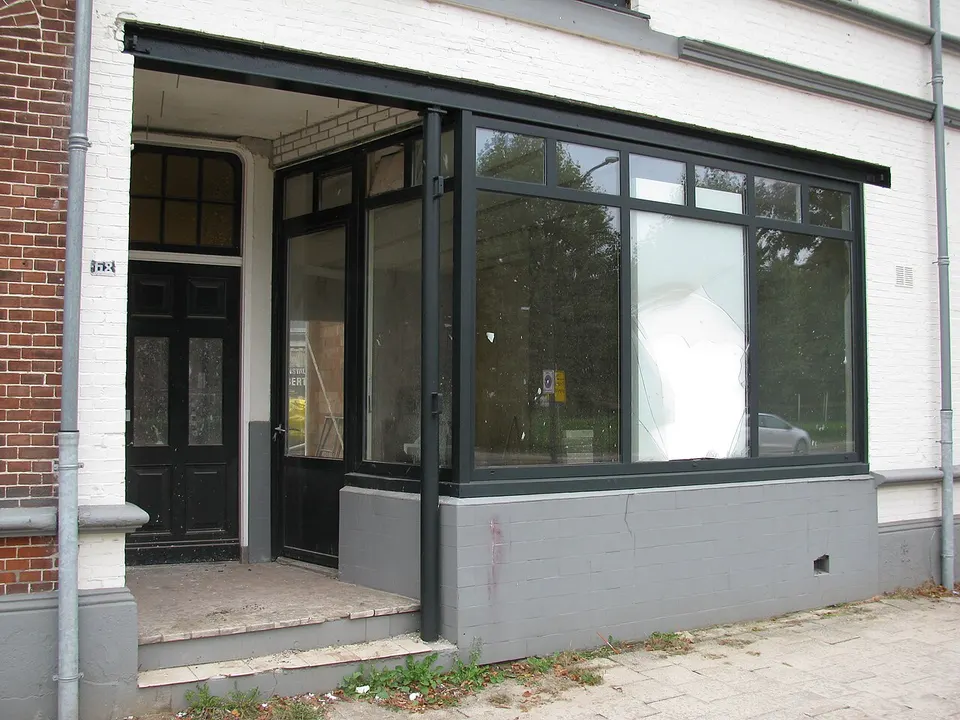 Gebouw aan de Deldenerstraat — omgeving van Hengelo