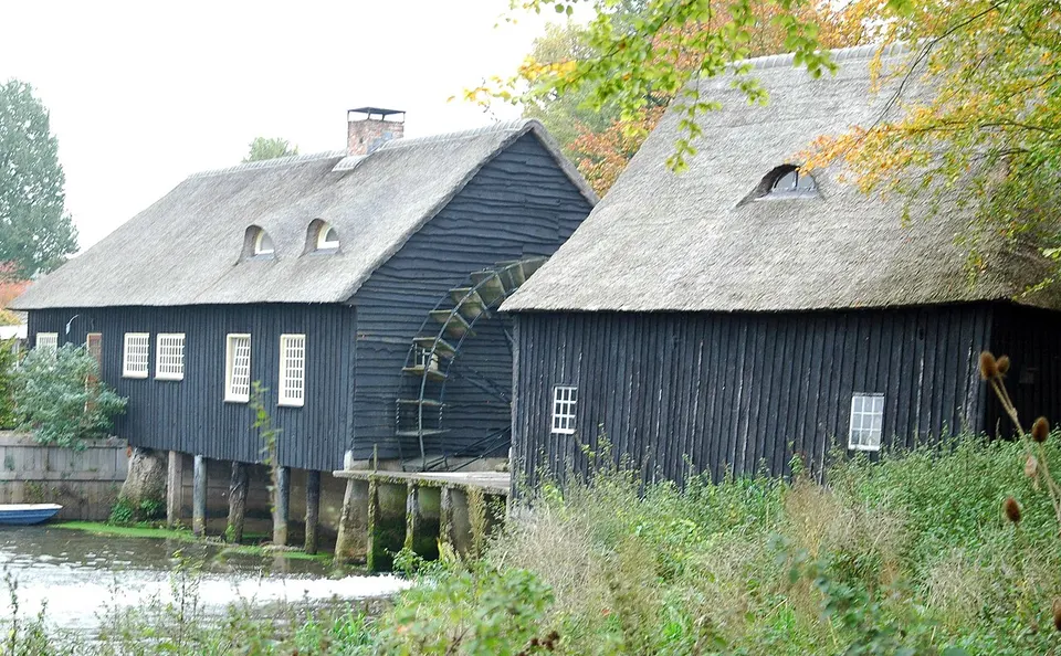 Watermolen en bijgebouwen — omgeving van Son en Breugel