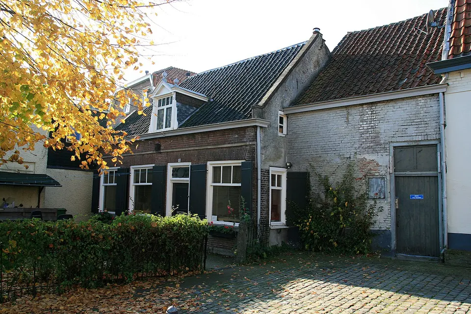 House and garden — area around Vught