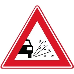 Bord J25: waarschuwing voor losliggende stenen